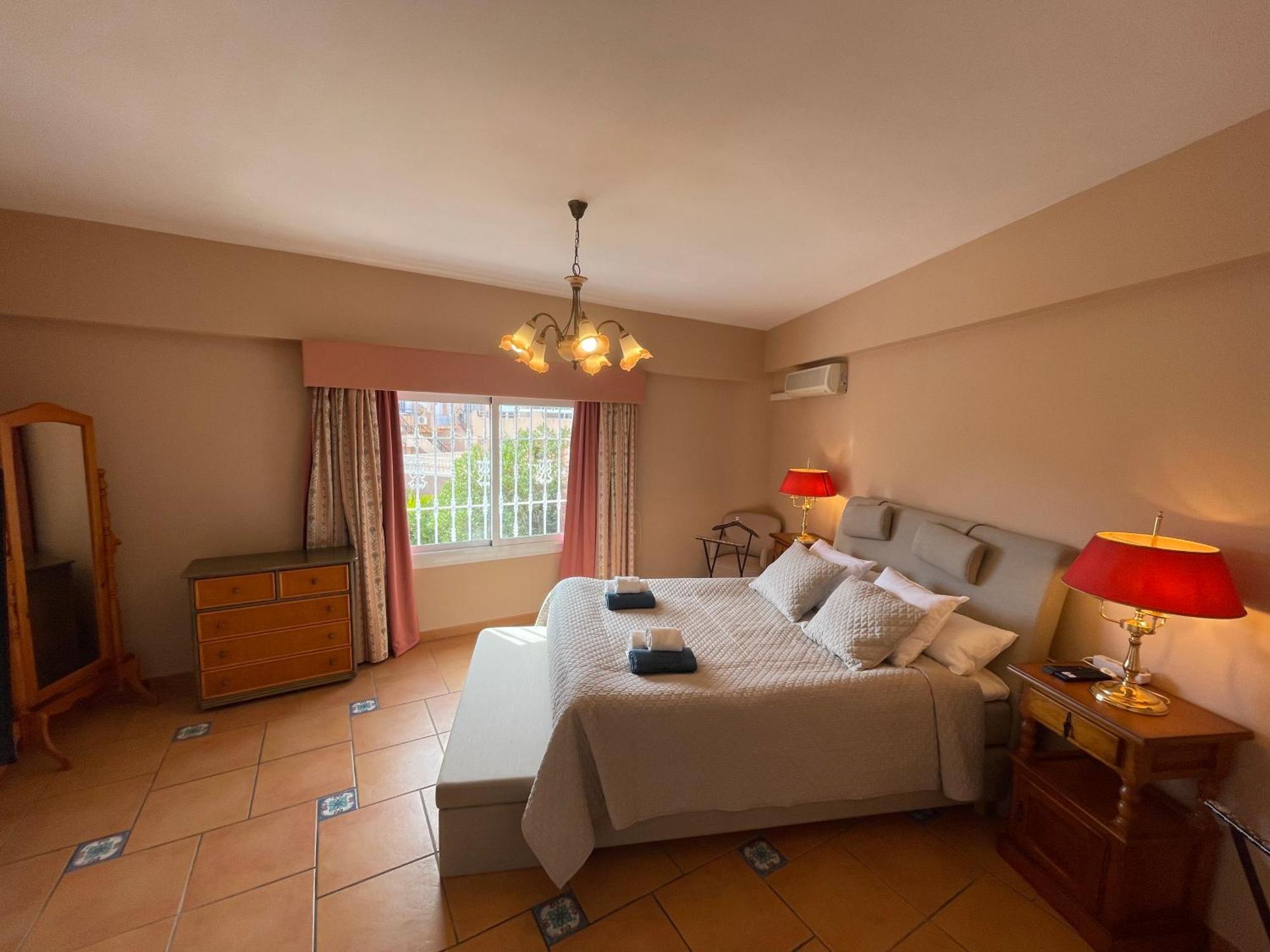 Anna'S Garden Bed & Breakfast ตอร์เรเวียคา ห้อง รูปภาพ