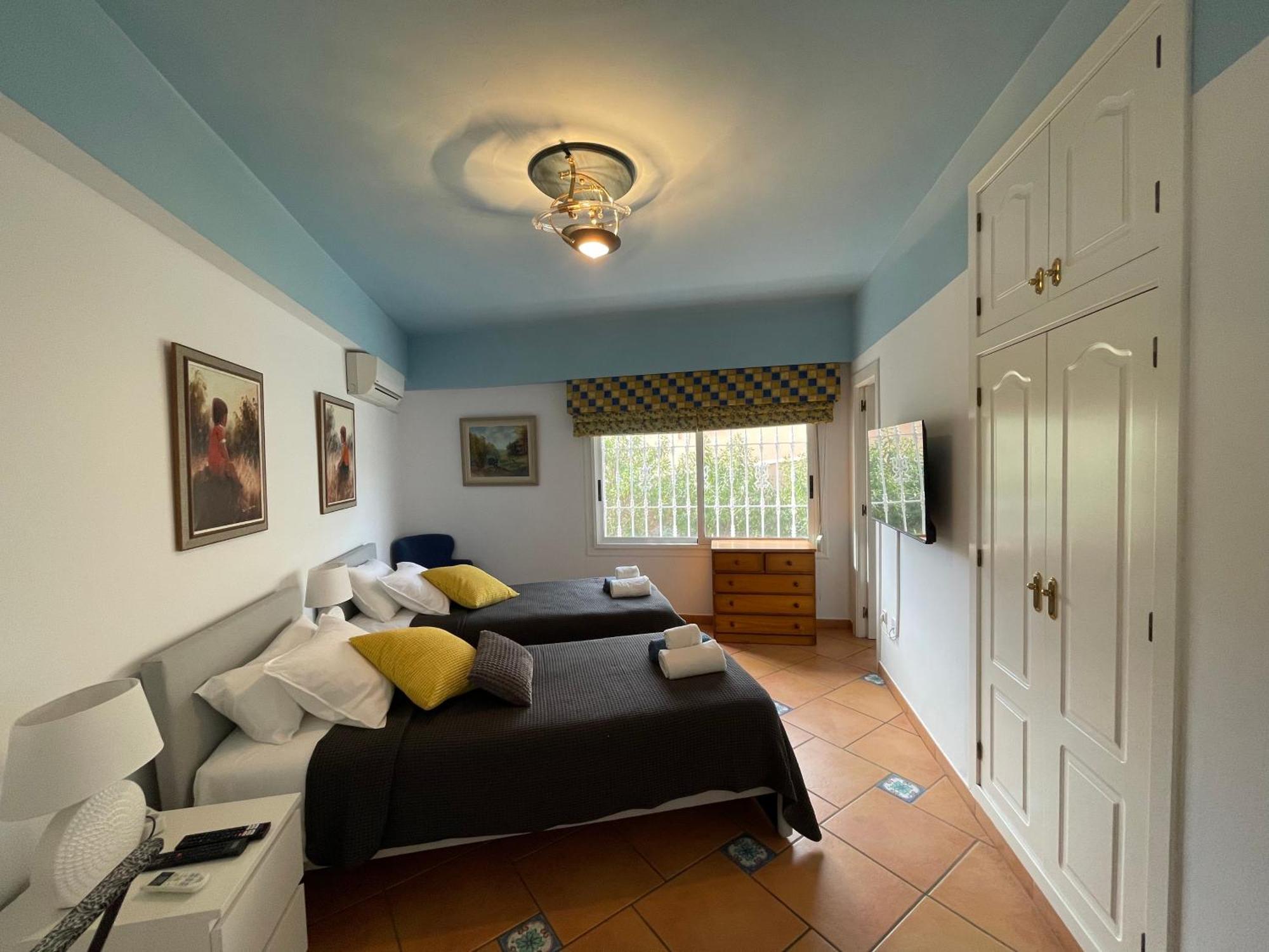 Anna'S Garden Bed & Breakfast ตอร์เรเวียคา ห้อง รูปภาพ