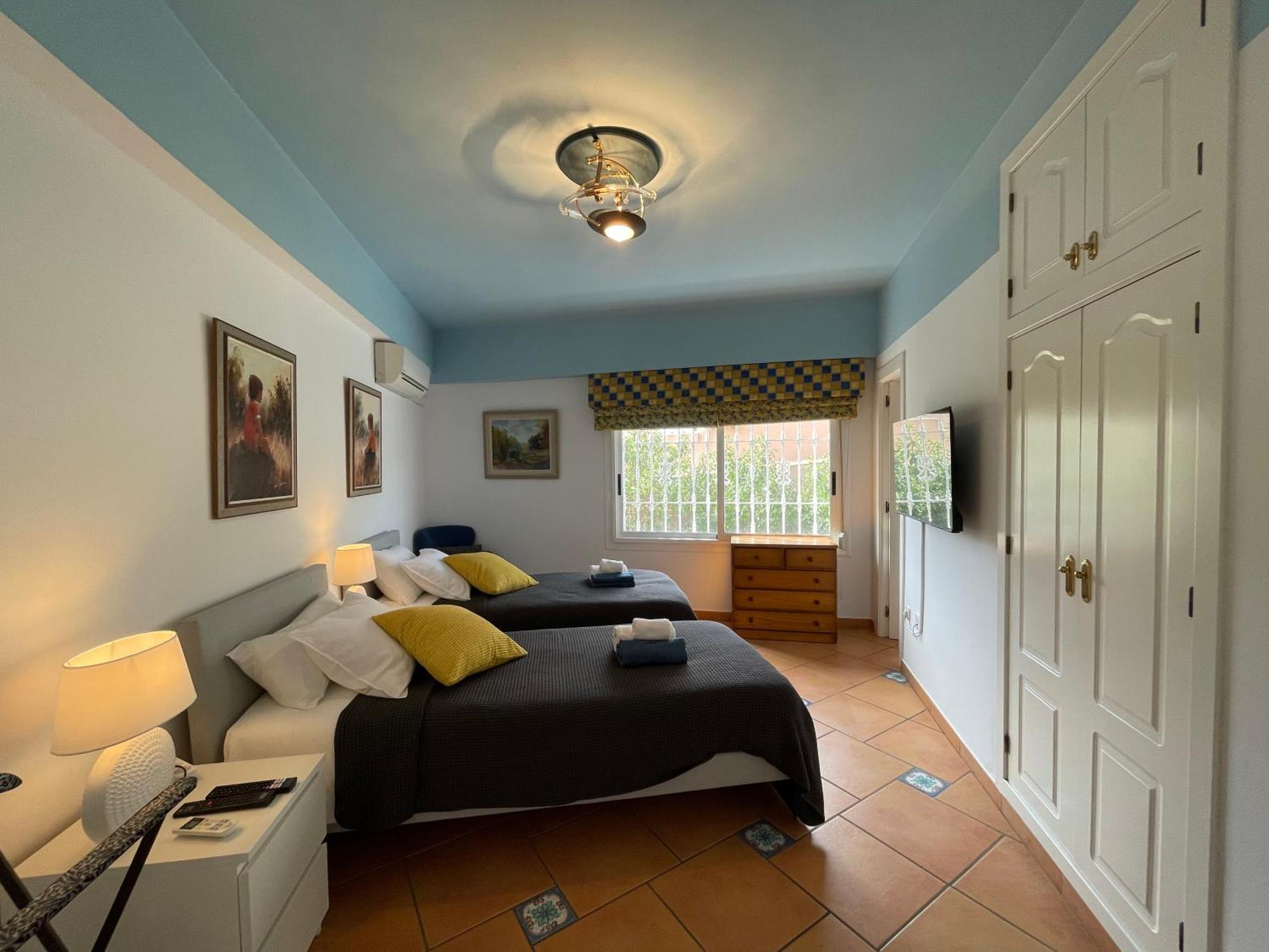 Anna'S Garden Bed & Breakfast ตอร์เรเวียคา ห้อง รูปภาพ
