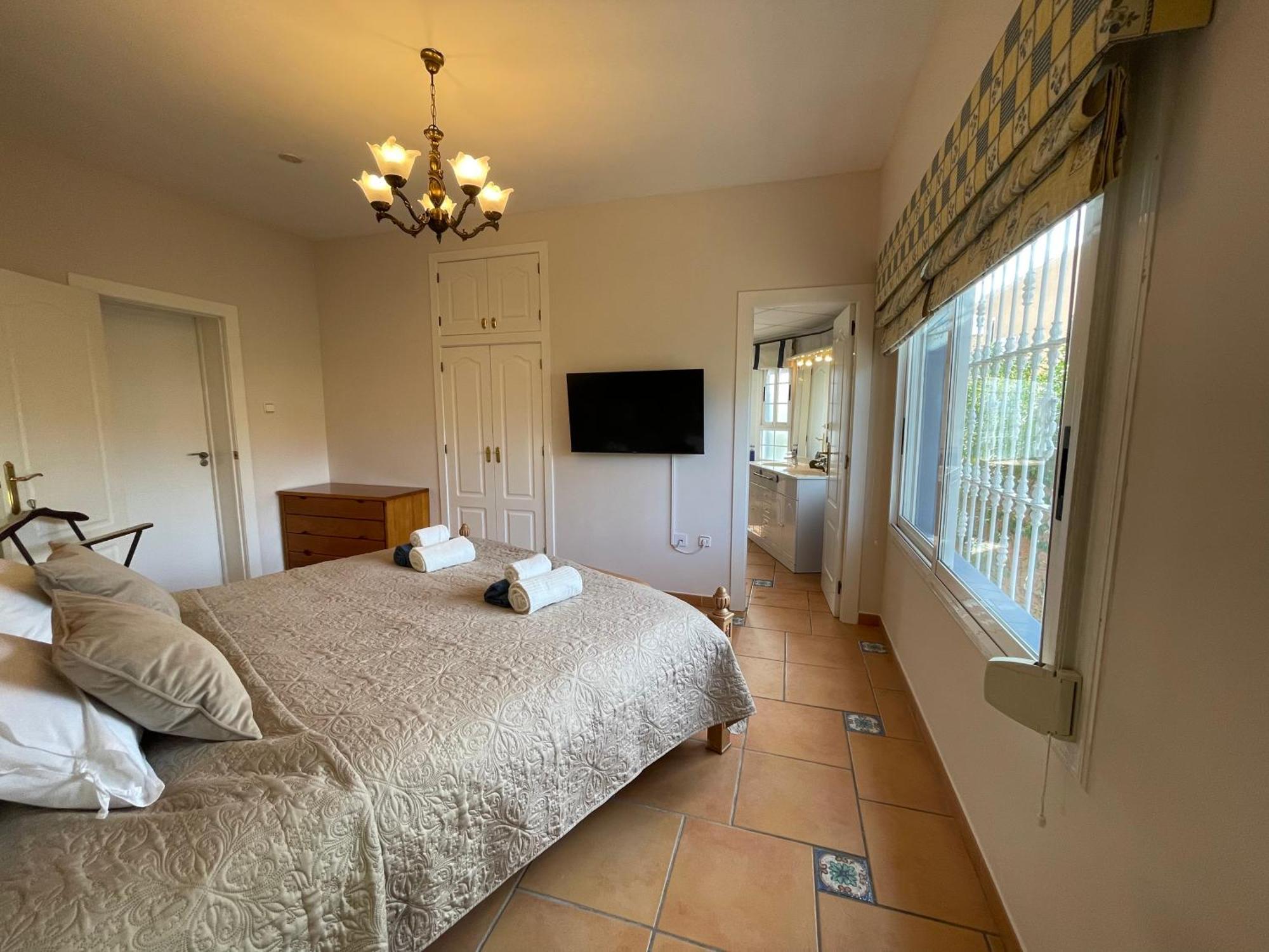 Anna'S Garden Bed & Breakfast ตอร์เรเวียคา ห้อง รูปภาพ