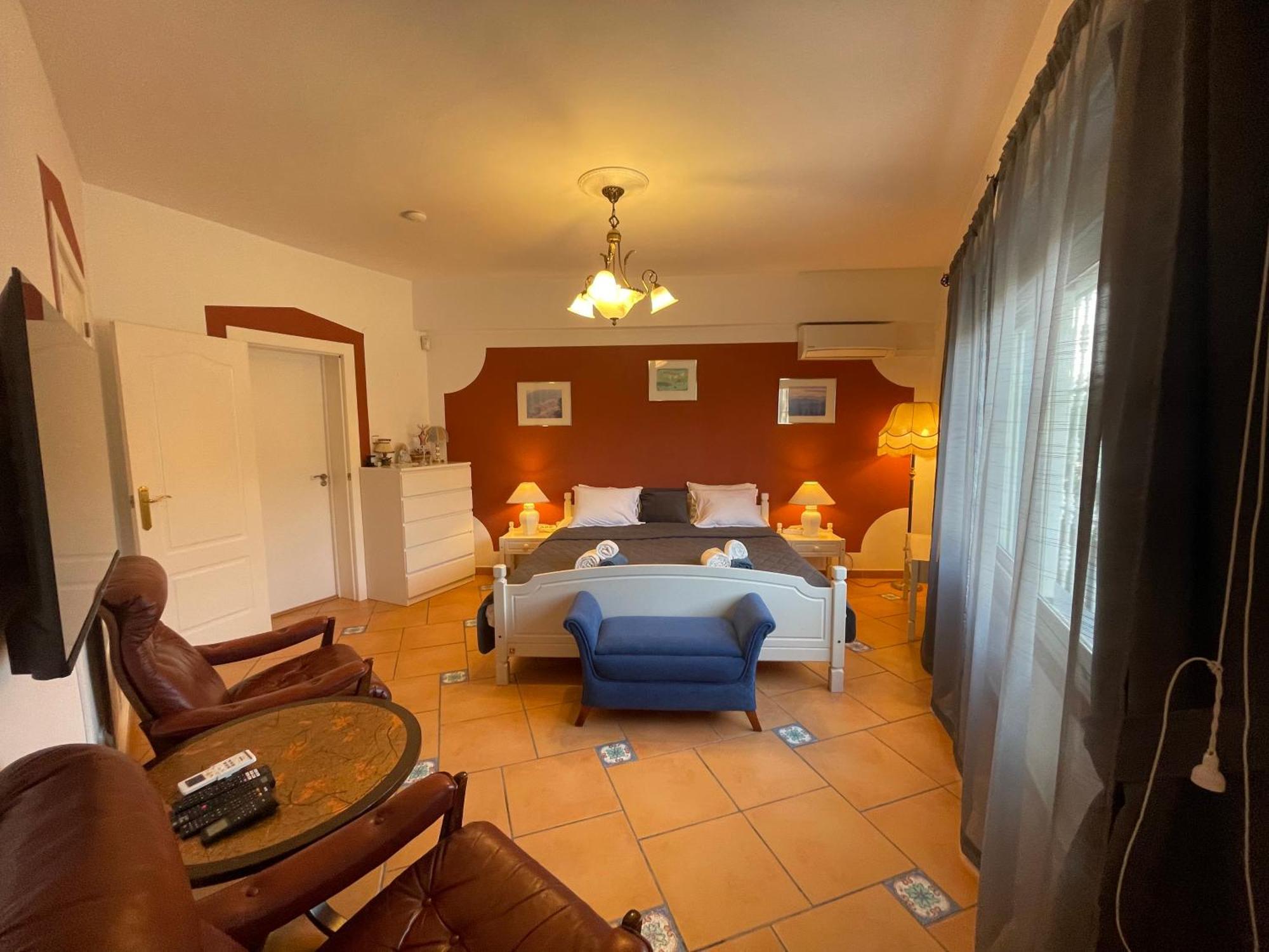 Anna'S Garden Bed & Breakfast ตอร์เรเวียคา ห้อง รูปภาพ
