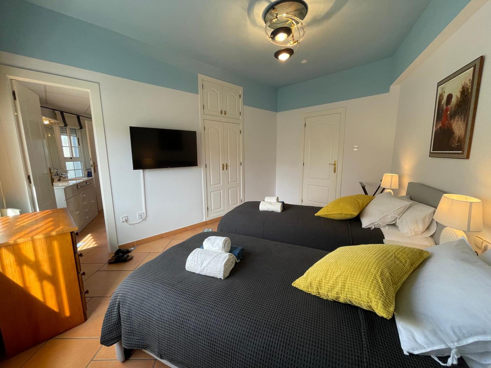 Anna'S Garden Bed & Breakfast ตอร์เรเวียคา ห้อง รูปภาพ