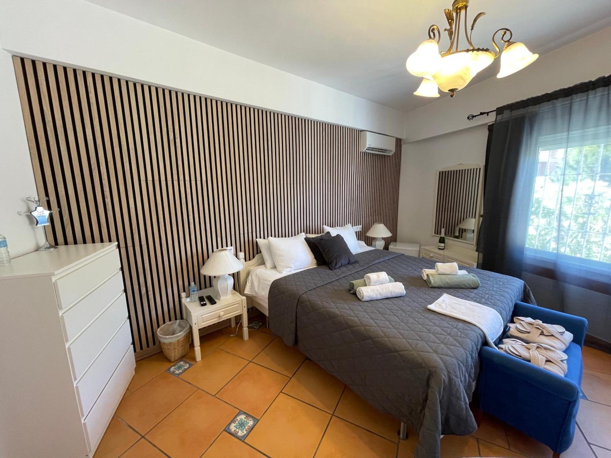 Anna'S Garden Bed & Breakfast ตอร์เรเวียคา ห้อง รูปภาพ